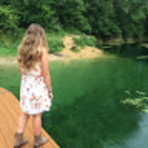 Meet your Posher, Olivia